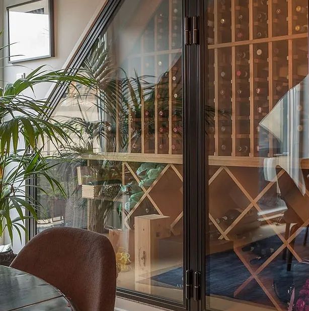 Finsnickeri i stockholm  platsbyggd kvalitet för hem som håller länge